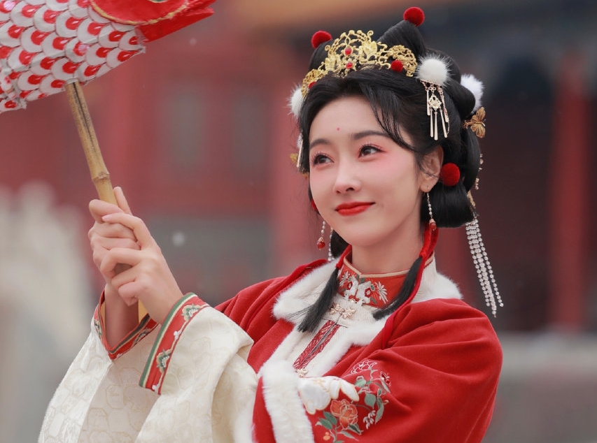 古典|凭借着师姐一角成功获得大众喜爱,古典美女宣璐,气质过人