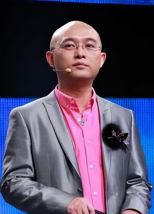 孟非|“消失”的孟非，已经走上了另一条大道