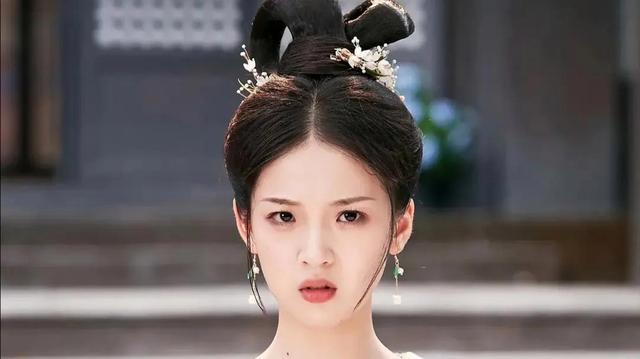 《大奉打更人》官宣演员名单,许七安的后宫天团都有谁出演?