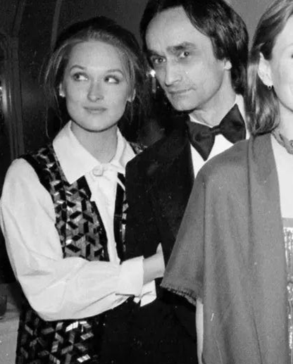 影后夫妇被爆分居,她年轻时遇到太惊艳的爱情,余生决定独自生活