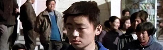 揭秘20万群演不为人知的一面：美女泛滥、懒汉遍地，裸替一天8000