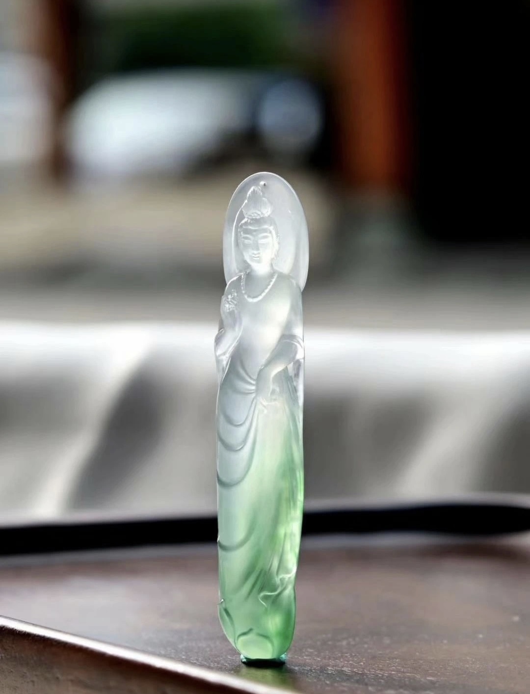 翡翠小入门:识别天然红翡的稀缺性。