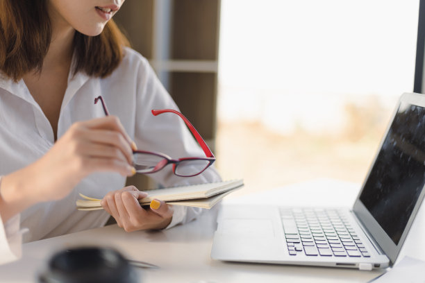 |能力不行，但是又非常看重面子，我们该如何去办呢？