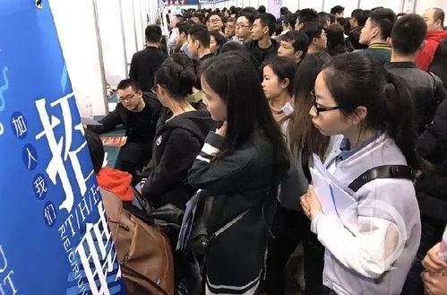 求职|职校毕业才发现,“趁着年轻学技术”学了个寂寞,应聘普工也被嫌