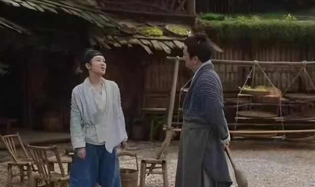 从杨紫身上，看到了娱乐圈水多深！她最近的变化大到令人意外