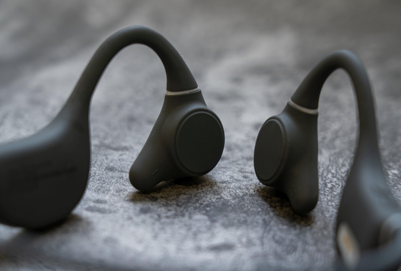 京东|南卡RunnerPro4，舒适性和稳定性都很好，激烈的活动也不会掉下来