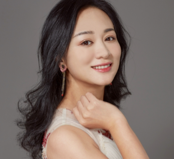 曾经的仙女专业户,为爱回归家庭,如今复出的王慧娟风韵犹存 - 娱乐