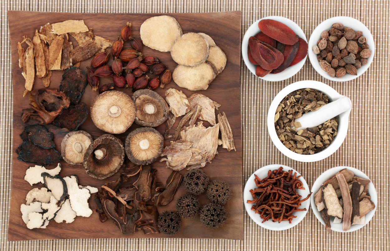 草莓|牙周炎是表现,“罪魁祸首”是肾气虚胃火旺,一个小妙招,远离拔牙之痛!