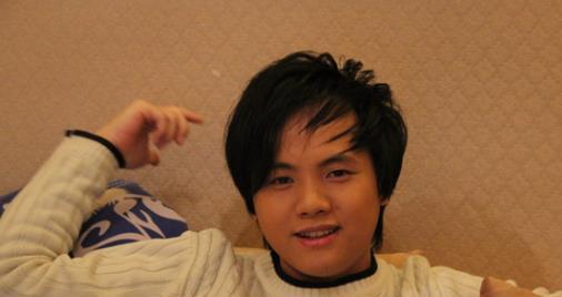 他15岁就开演唱会,19岁日挣万元,春晚请不动,但没人说他耍大牌