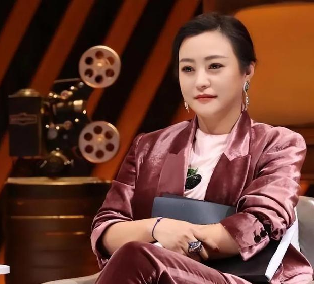 戏没拍完被赶出剧组?4位被“炒鱿鱼”的演员,有人无辜有人活该