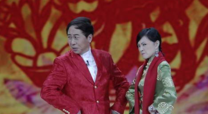 |她是最悲惨女演员：5次上央视春晚，却遭同行排挤，毁掉大好前程