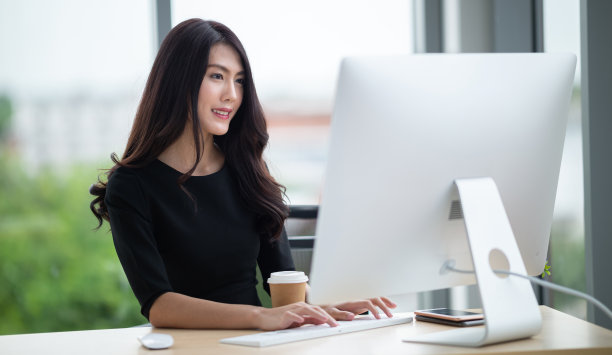 00后|成功面试技巧，让你一举成名：职场面试的应对策略