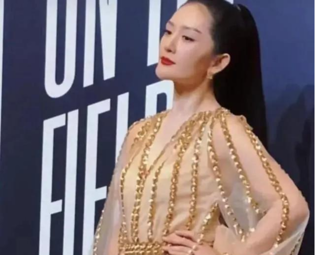 杨紫|杨紫脸再次崩塌!一阵不见又变模样,童瑶被嘲像小老太,孙俪怪