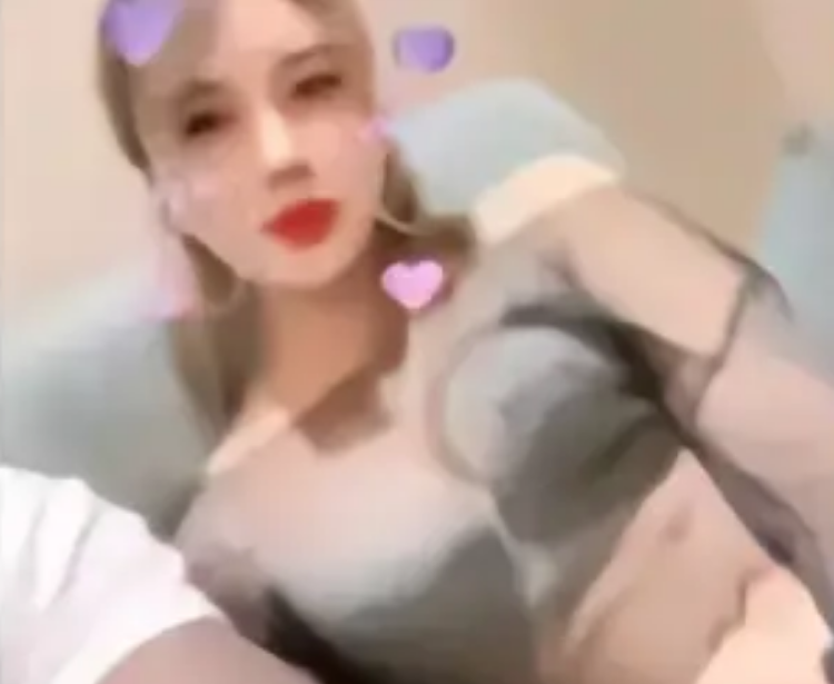 流浪地球|中国美女和黑人恋爱引热议！网友留言祝福，却被回复：有娃就分手