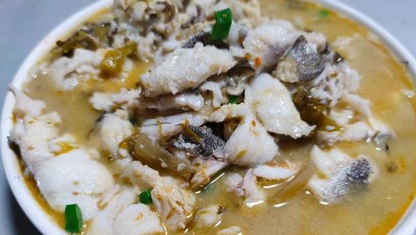 |立冬前后,这种海鱼大量上市,5元一斤,美味实惠,遇到别错过