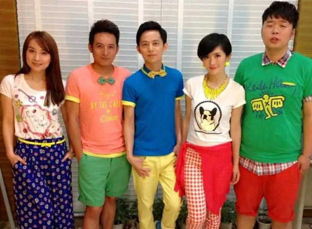 谢娜|现状尴尬!41岁谢娜工作骤减,在家带娃,频繁推新书,引粉丝反感