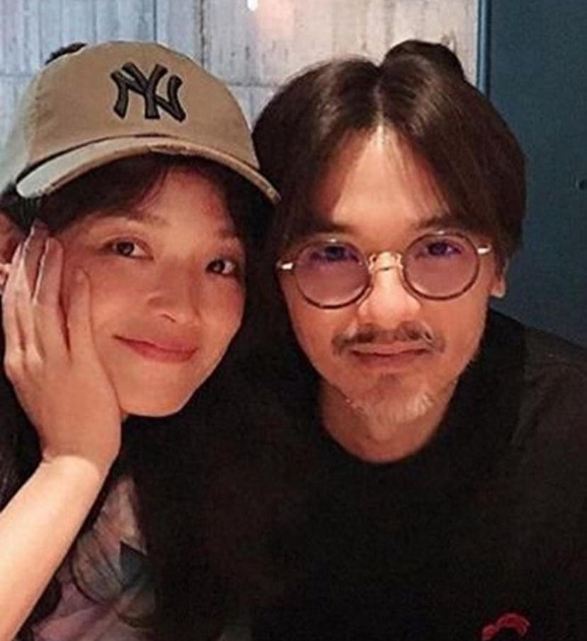 舒淇亮相红毯,宽眼距、小雀斑、大嘴巴的舒淇,到底哪里美?