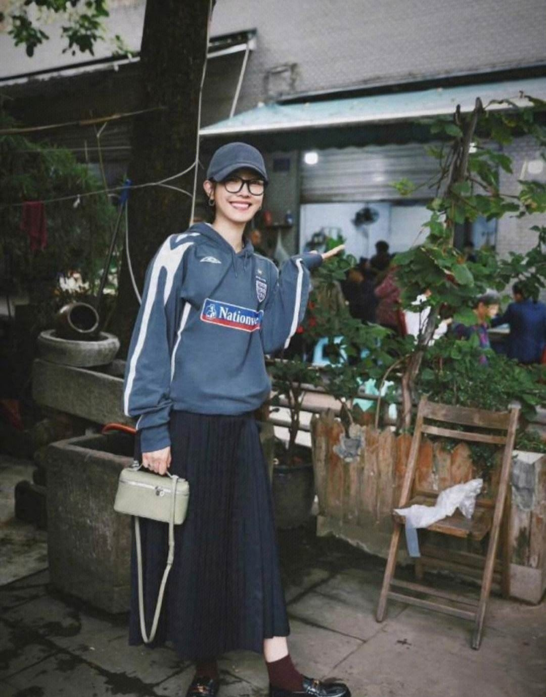 白百何又离婚了？二次离婚，两子在手，明星的婚姻为何如此短暂！