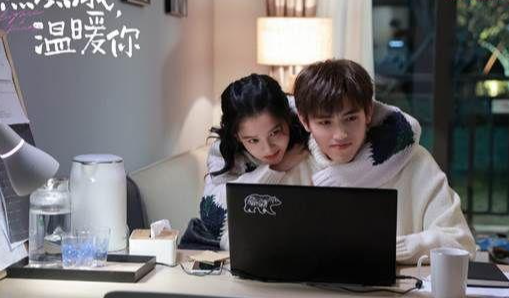 打火机与公主裙|《点燃我,温暖你》:现代职场与爱情的竞争