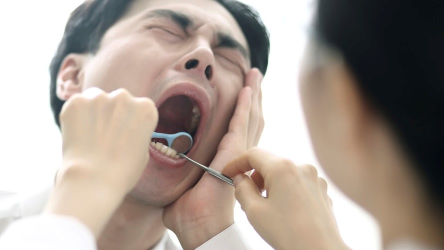 牙齿|为什么会出现牙周炎、牙龈肿痛、牙齿松动？中医告诉你真实原因！
