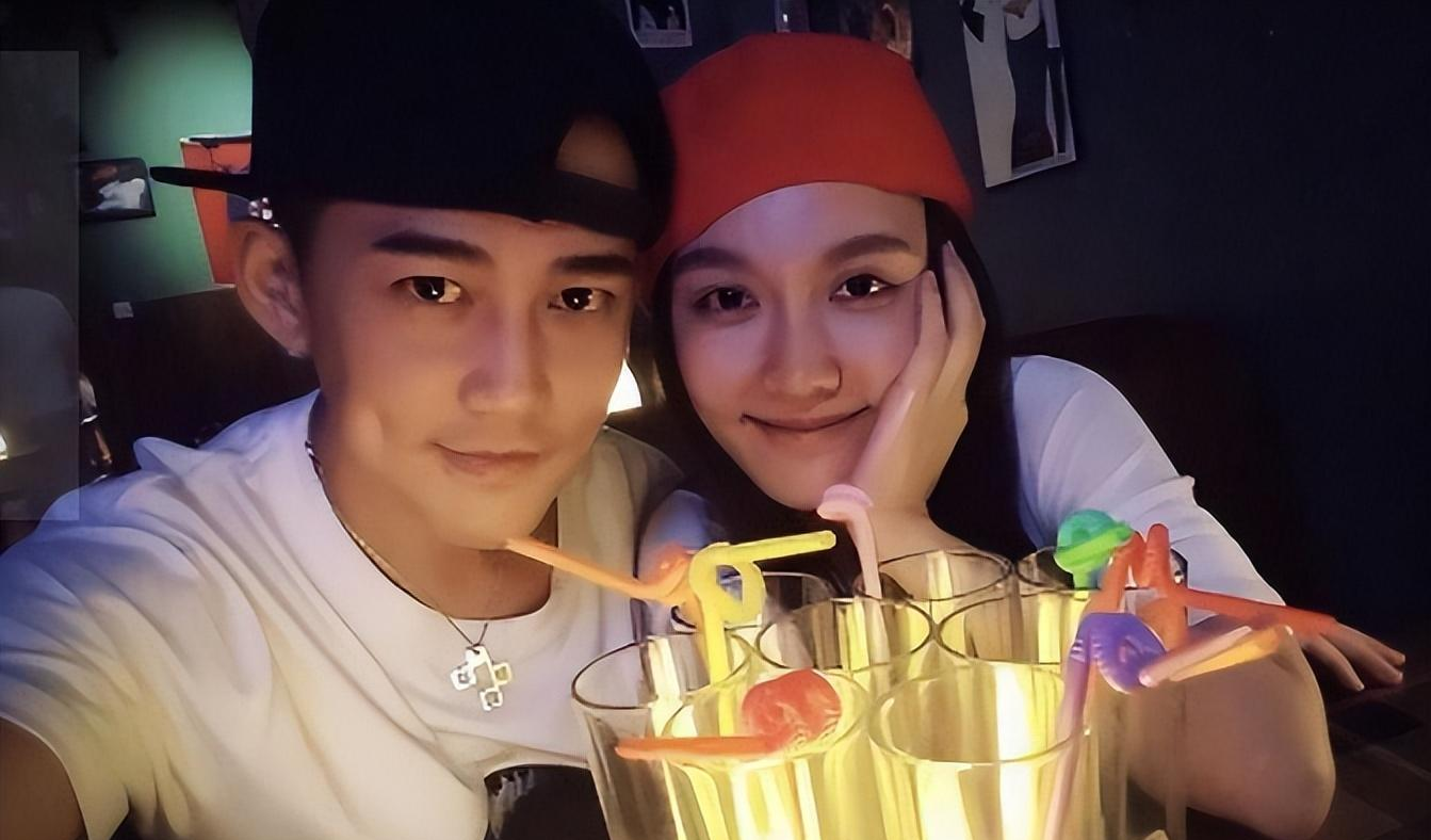 隐婚|曝翻红男星婚后乱搞,与85花闺蜜乱玩,隐婚多年因方便约会