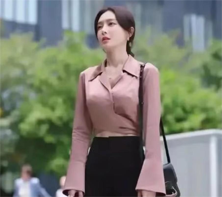 剧情“激吻”“腰臀比”,难逃差评如云,《闪耀的她》该去油了!