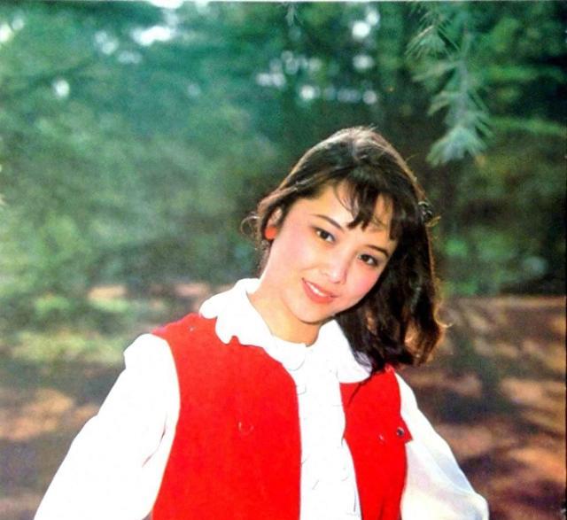 著名演员吕凉:父亲母亲先后早逝北方汉子当上海女婿美好吗?