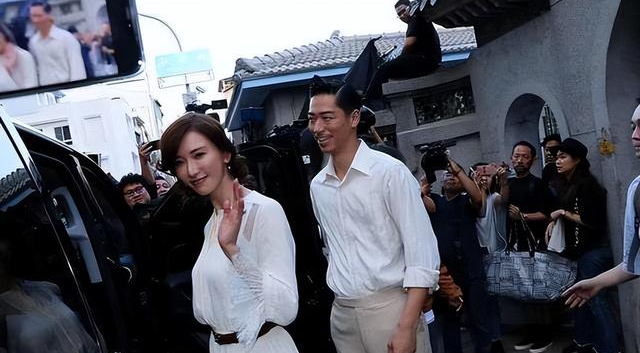 48岁林志玲日本被偶遇,皮肤变黑、小腹凸起,揭秘疑似怀孕的真相