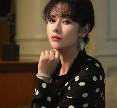 她被骂同性恋，41岁结婚生子，44岁与田亮对簿公堂离婚