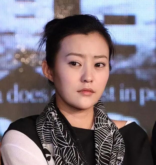 戏没拍完被赶出剧组?4位被“炒鱿鱼”的演员,有人无辜有人活该