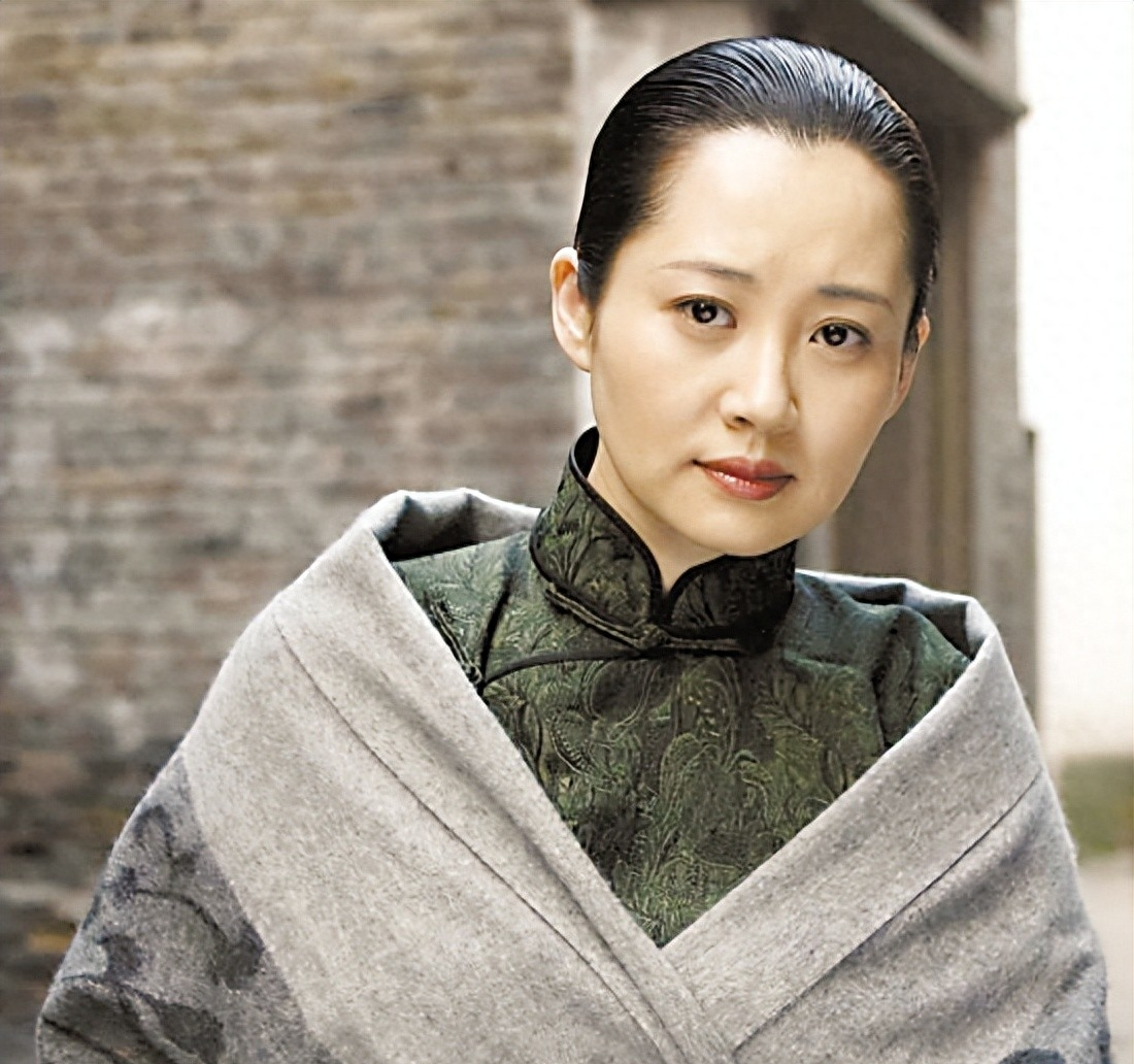 许晴近照惹争议！网友：许晴怎么变成这样了？许晴还没有结婚吗？