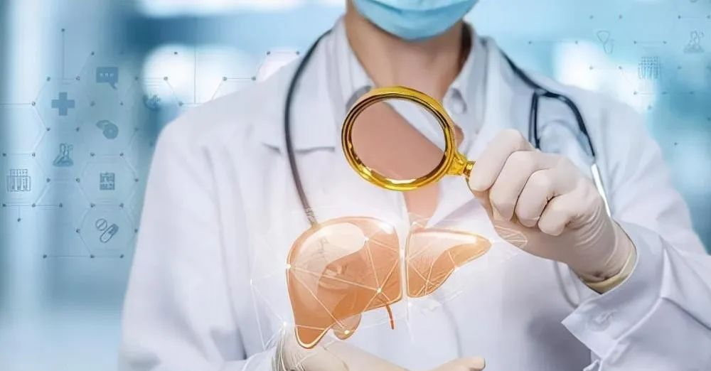 “竖个中指”测测肝，如果没有这3个情况，那说明你的肝脏还不错