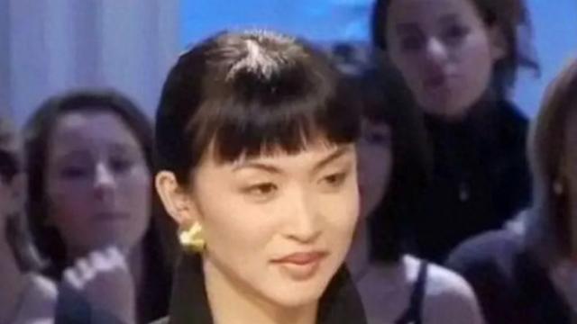 金星的妈妈韩颖：儿子变女儿，扛过了流言蜚语，如今一家其乐融融