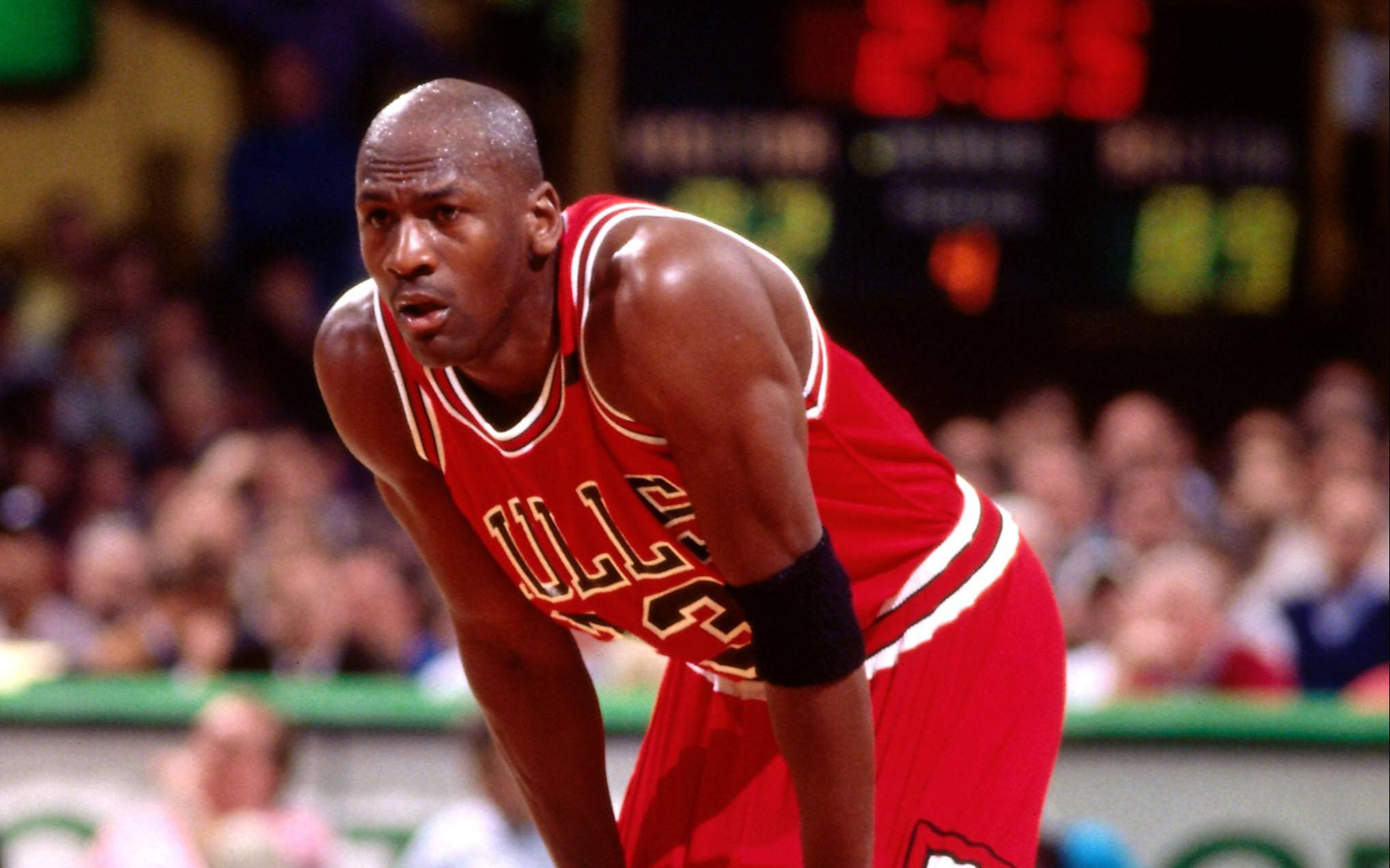 分卫:乔丹无球跑动更是体现了库里的篮球智商,以往的一号位都需要球在