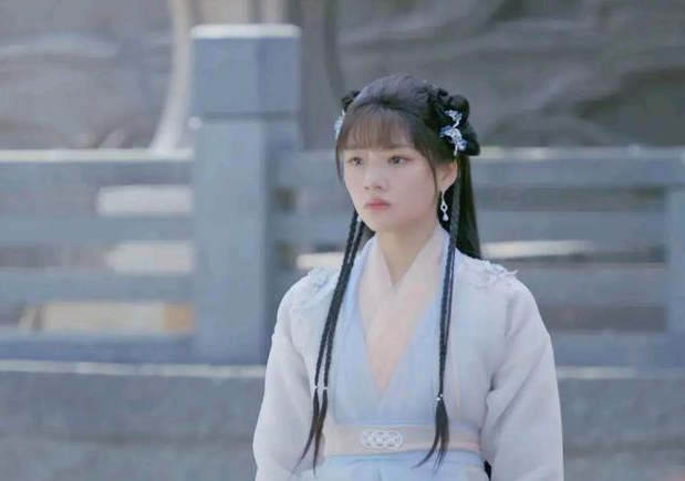 任敏鼻子大又壮实真是“丑女”?看她与刘亦菲唐嫣造型,就有答案