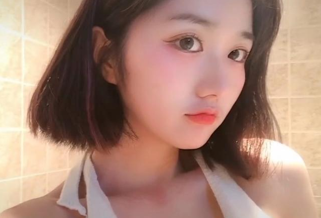 紧急关闭！百万网红焕儿与弟弟夜爬华山看日出，评论区惨不忍睹！