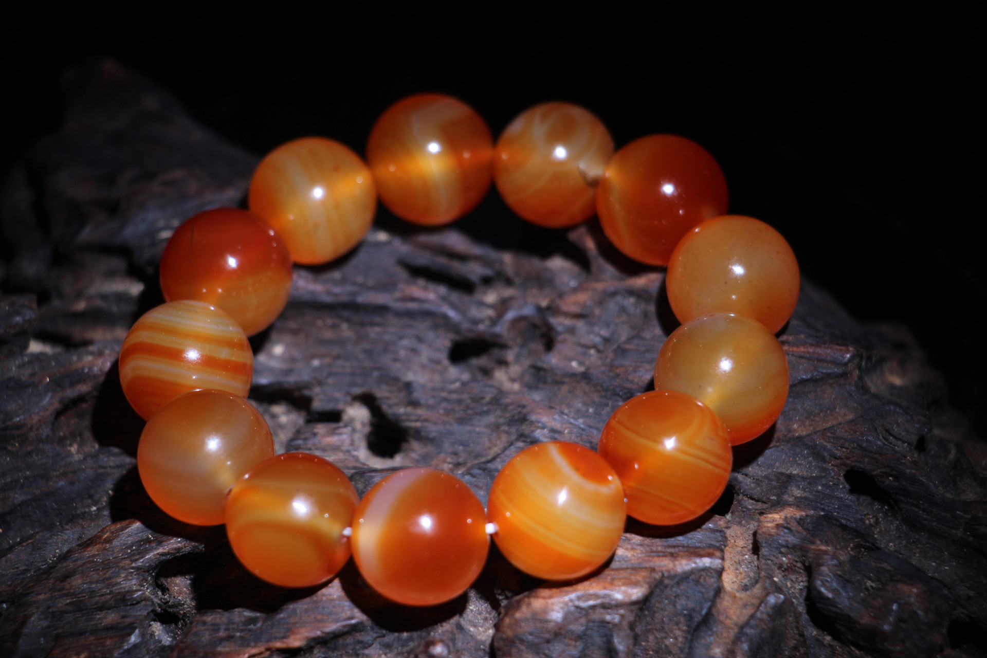 玛瑙|为什么糖球玛瑙收藏价值那么高?