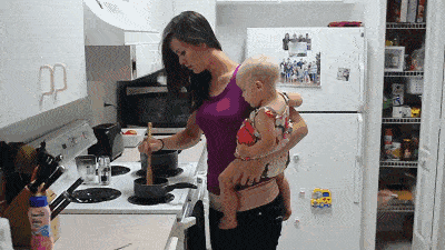 全职妈妈|全职妈妈VS职场妈妈：带出的娃差距有多大？和你想的一样吗