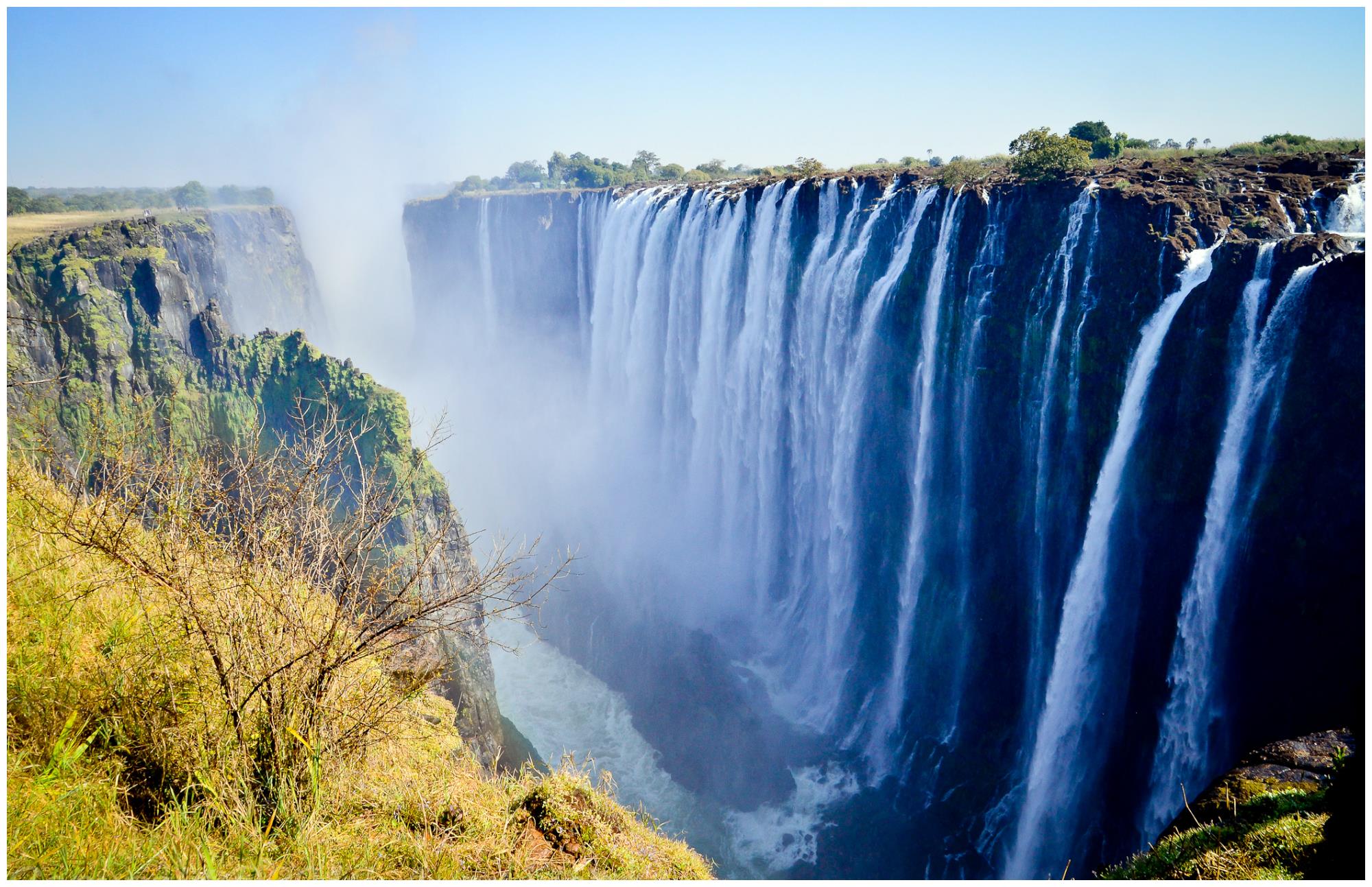 维多利亚瀑布——一个不容错过的自然奇观 - 教育资讯(主打网)