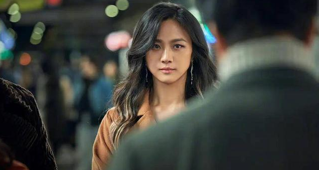 汤唯|时隔16年,一同称帝封后,汤唯还是给梁朝伟留足了尊严