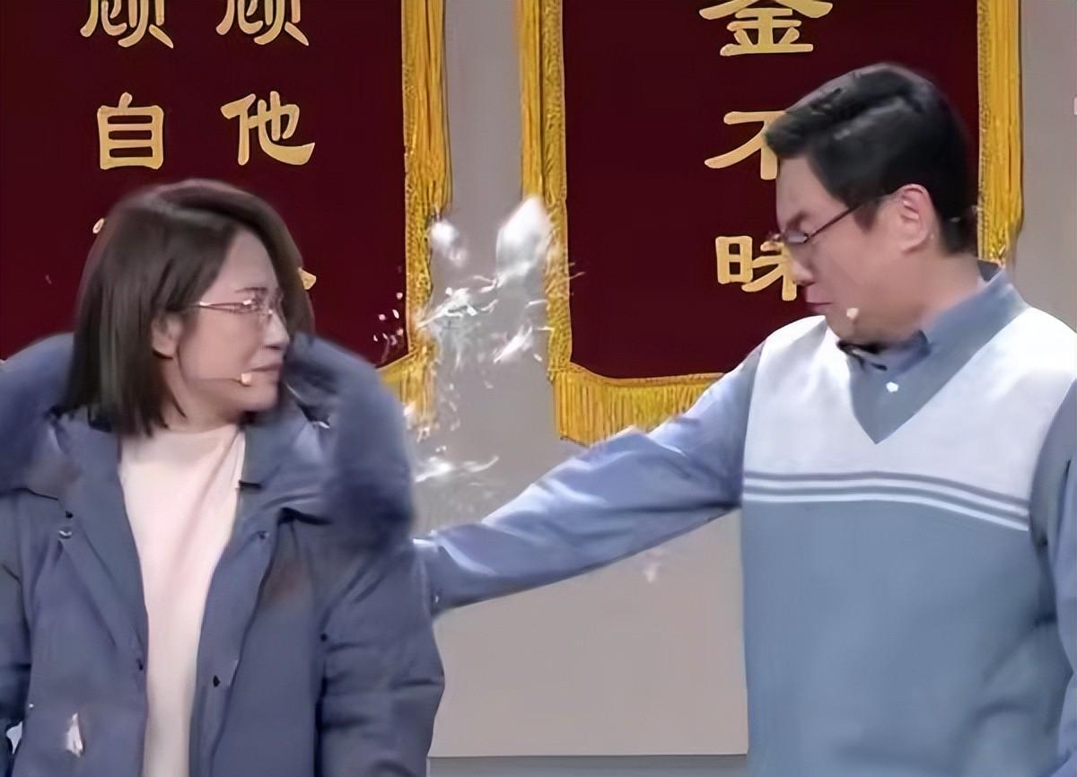 沈腾|春晚小插曲:沈腾临场改词艾伦愣住,小品时长短两分钟导演犯难!