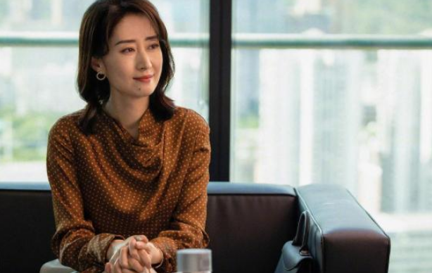 hr|《女士的品格》:站在女性的角度上,感受他们在工作和生活的艰辛