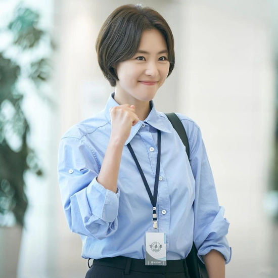 电视剧|《较量人生》,由李允熹和洪宗玄领衔主演,一部职场题材的青春励志题材