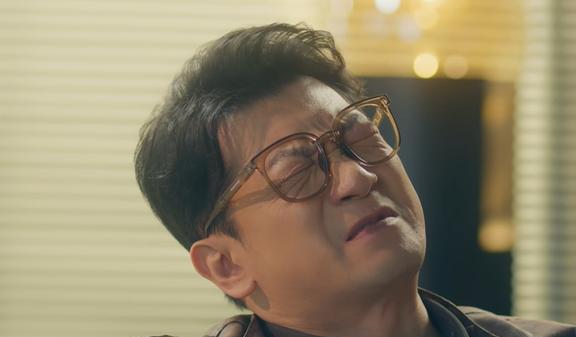 收手吧白百何!别折磨观众眼睛了,39岁演女强人,全程只会瞪眼