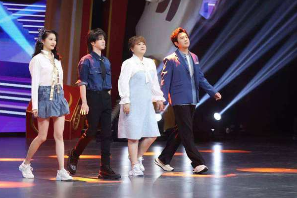 王牌对王牌|《王牌对王牌》官宣，为什么观众们齐声喊道，导演别再摆烂了？