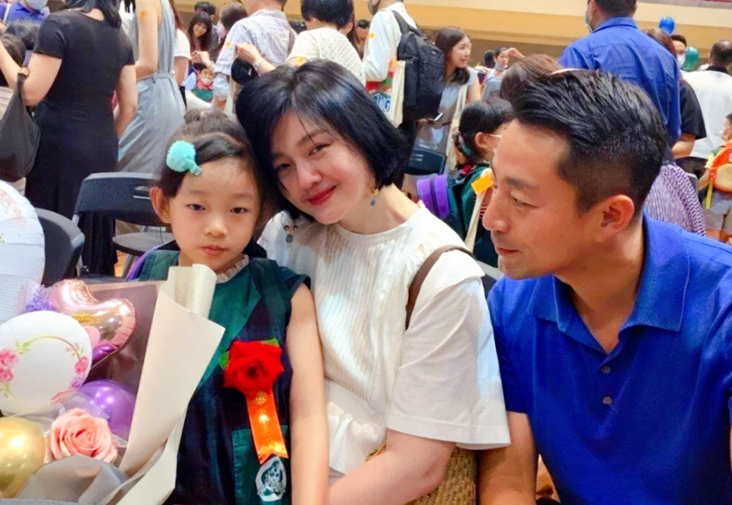 首映|看完陈妍希陈晓相守8年，才懂大S汪小菲输在哪儿，细节太扎心