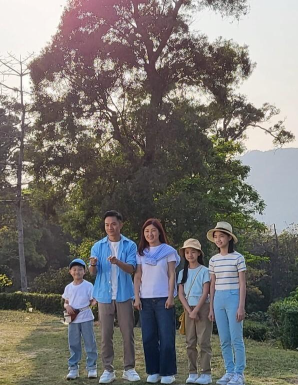 陈琪|胡诺言首次一家五口一起拍广告捞金 所赚酬劳全数上缴给太太陈琪