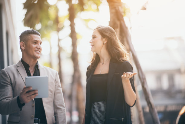 潜规则|关系提拔的人，很容易“被潜规则”，怎么办？