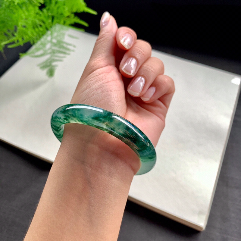 飘花翡翠|飘花翡翠，一个人的微观宇宙