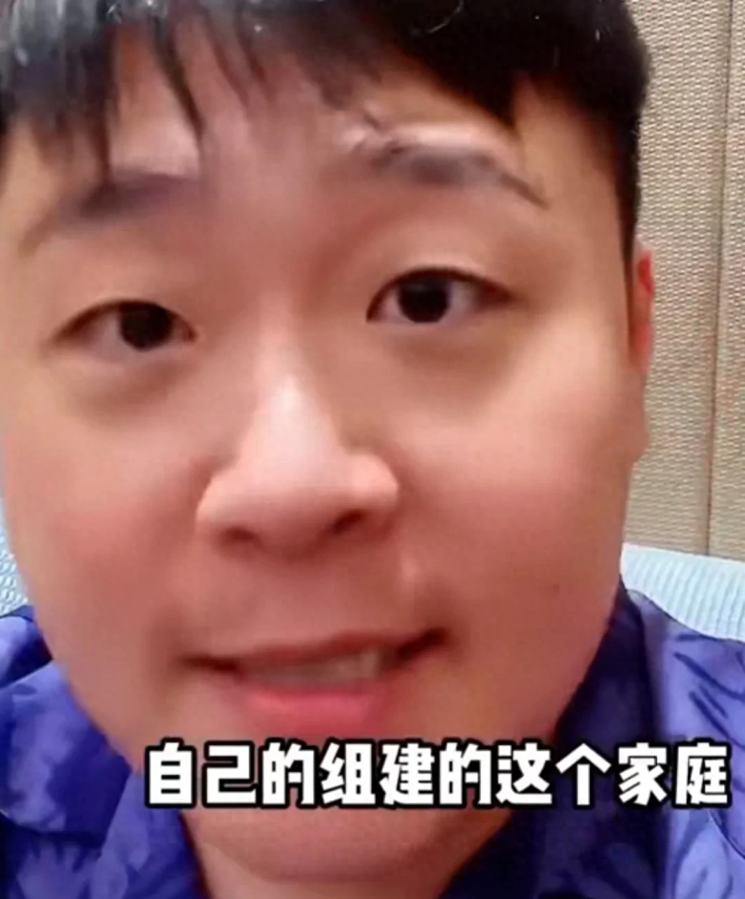 郝邵文老婆身份被扒！离异还带有8岁的女儿，长得漂亮还特别温柔